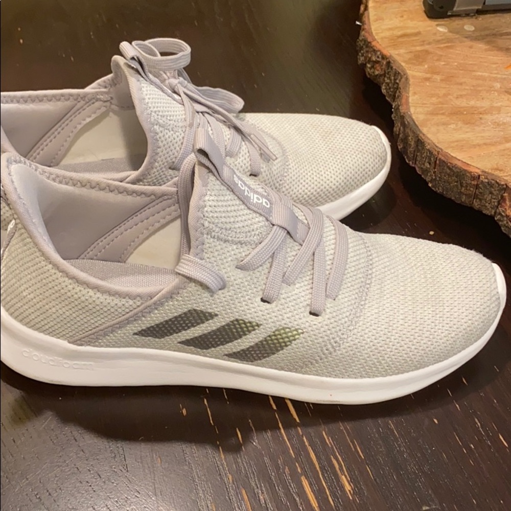 Adidas Cloud Foam Sneakers sz8